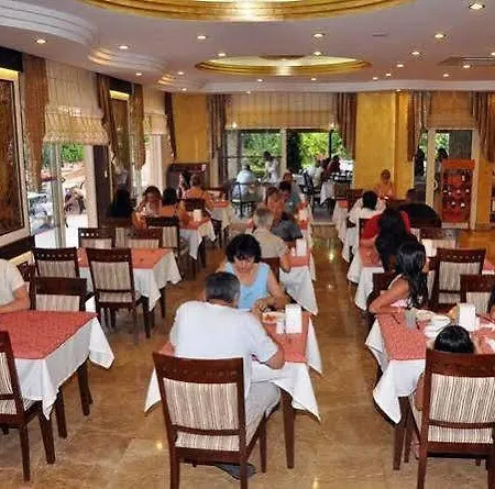 Hotel Kleopatra Ada 4*