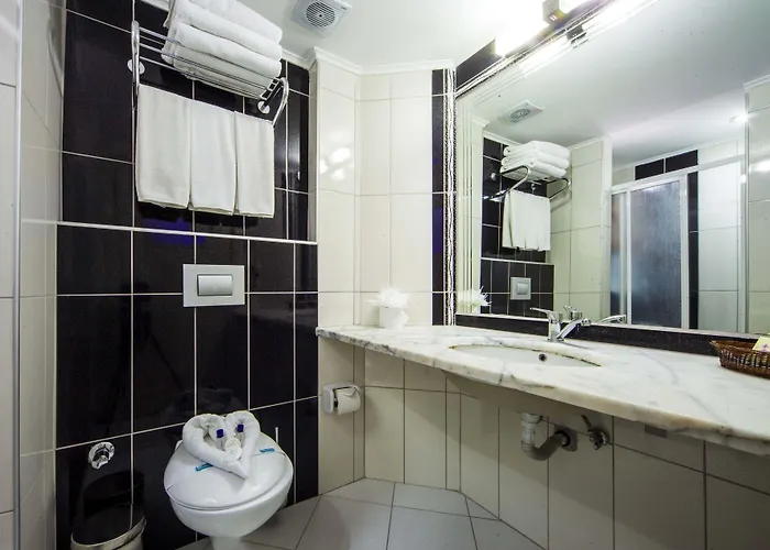 Kleopatra Ada ألانيا