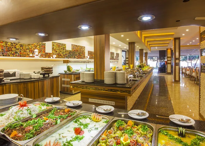 Kleopatra Ada Hotell 3*