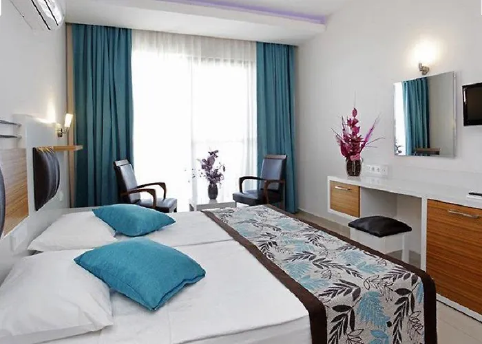 Hotell Kleopatra Ada 3*