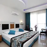 Kleopatra Ada Hotell
