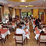 Hotell Kleopatra Ada 3*