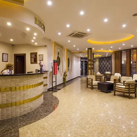 Hotel Kleopatra Ada 4*