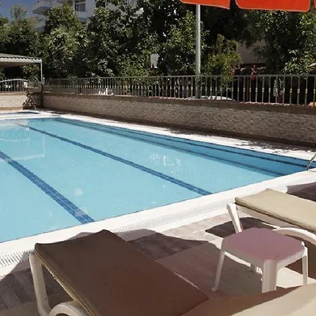 Hotel Kleopatra Ada